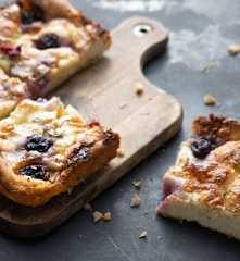 Focaccia con uvas y queso (sin azúcar, sin gluten, sin huevos)