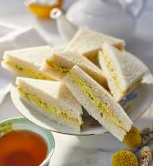 Schinken-Currycreme-Sandwiches