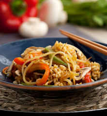 Arroz asiático con verduras