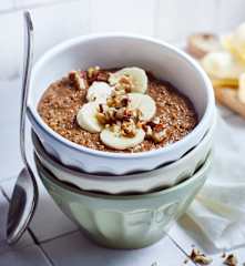 Espresso-Porridge mit Pecannüssen