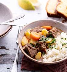 Menù: Spezzatino di manzo con cavolfiore; torta al limone (senza glutine) (Bimby Friend)