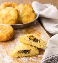 Krapfen di patate ripieni