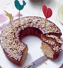 Mandelkuchen mit Schoko-Nougat-Guss