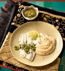 Seezunge mit Blumenkohlpüree und Kapernsauce - Kapari Soslu Dil Balığı ve Karnabahar Püresi