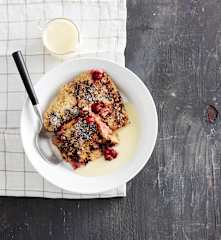 Kirschenmichel mit Vanillesauce