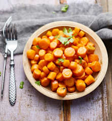 Poêlée de carottes au beurre de coriandre