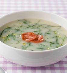 Caldo-verde com couve-flor