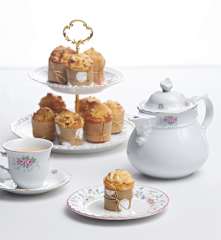 Mini French apple cakes