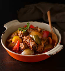 西班牙煙燻風味燉牛肋