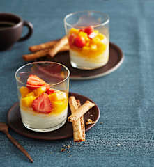 Mascarpone-Creme mit Knusperstangen
