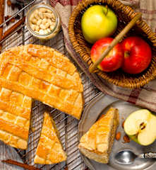 Mřížkový jablečný koláč