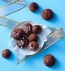 Schoko-Nougat-Bömbchen