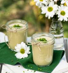 Chłodnik z pora, selera i ziemniaków (Vichysoiss)