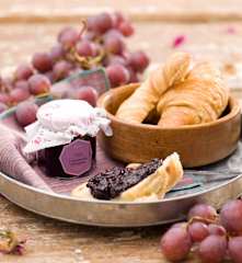 Dżem z ciemnych winogron