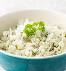 Arroz basmati de alho e salsa