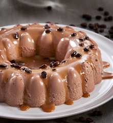 Bavarese al cioccolato con salsa toffee al caffé