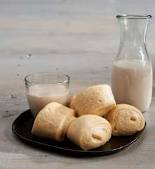 Mantou Buns with Soya Milk (TM6 Metric)