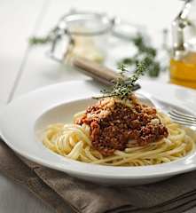 Těstoviny s vinnou klobásou a červeným vínem