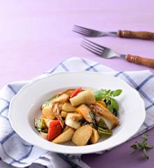 三杯洋蔥炒筊白筍