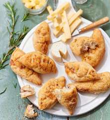 Petits pains aux lardons et au romarin