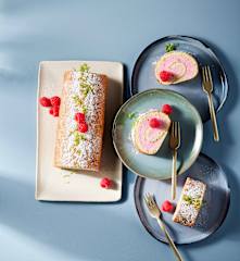 Himbeer-Limetten-Biskuitrolle