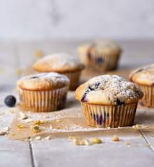 Muffins de mirtilo e queijo vegan