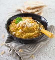 Flotter Kokos-Linsen-Eintopf