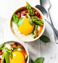Œufs cocotte au chorizo et asperges vertes