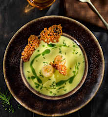 Fenchel-Safran-Suppe mit Jakobsmuscheln