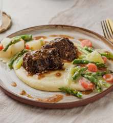 Menü: Rindswangerl mit Knollenselleriepüree und Rahmgemüse