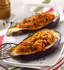 Aubergines farcies au riz complet