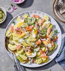 Schwedischer Kartoffelsalat mit Lachs