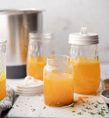 Bouillon de volaille riche en collagène