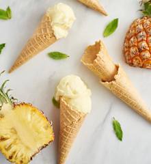 Sorvete de ananás hortelã