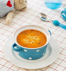 Domatesli Şehriye Çorbası