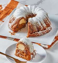 Gluten-Free Pumpkin Streusel Bundt Cake