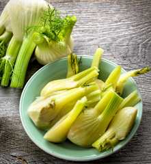 Bulbes de fenouil en quartiers vapeur (200-400 g)