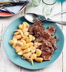 Bœuf aux oignons, paprika et gnocchis