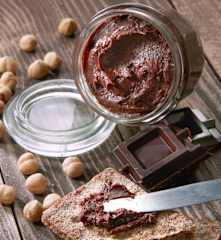 Untable de chocolate y avellanas