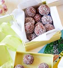 Chokladbollar - schwedische Schokoladenkugeln