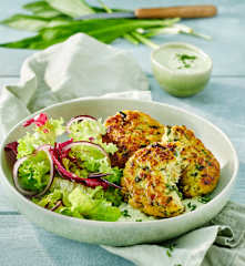 Fischfrikadellen mit Bärlauch-Zitronen-Crème-fraîche