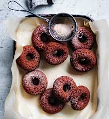 Spiced chocolate doughnuts