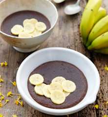 Carob Porridge with Linseed and Date Milk