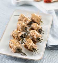 Pechuga de pavo adobada al romero