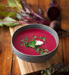 Rote-Rüben-Suppe (vegan)