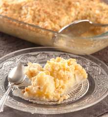 Peras con crumble de coco y avellanas