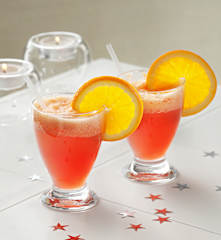 Cocktail de merișoare și portocale