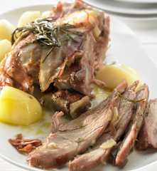 Tacchino porchettato con contorno di patate