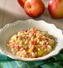 Risotto gamberi, salsiccia e mele