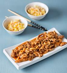 Pollo con almendras para dos